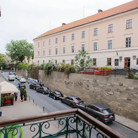 Old Galicia Hrushevskoho Apartment Lemberg