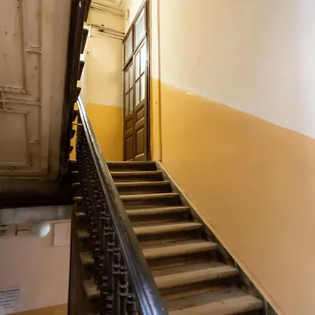 Old Galicia Hrushevskoho Apartment *